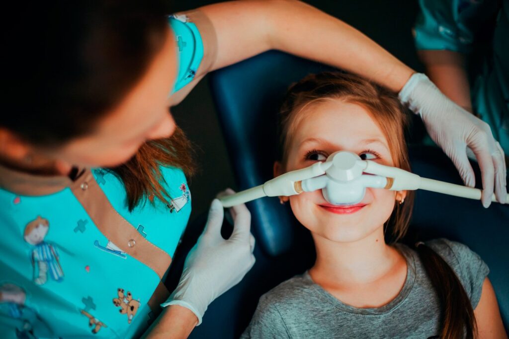 лечить зубы под наркозом ребенку